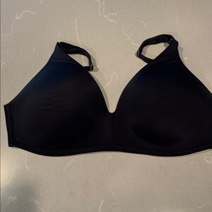 Soma Black Vanishing Wireless Bra 36D